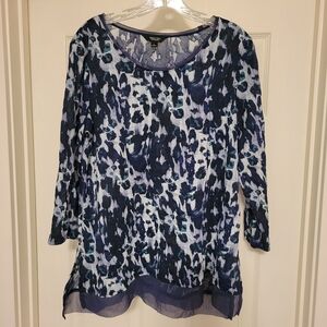 Women's Navy and Light Gray Patterned Crinkle Blouse